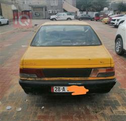 Peugeot 405